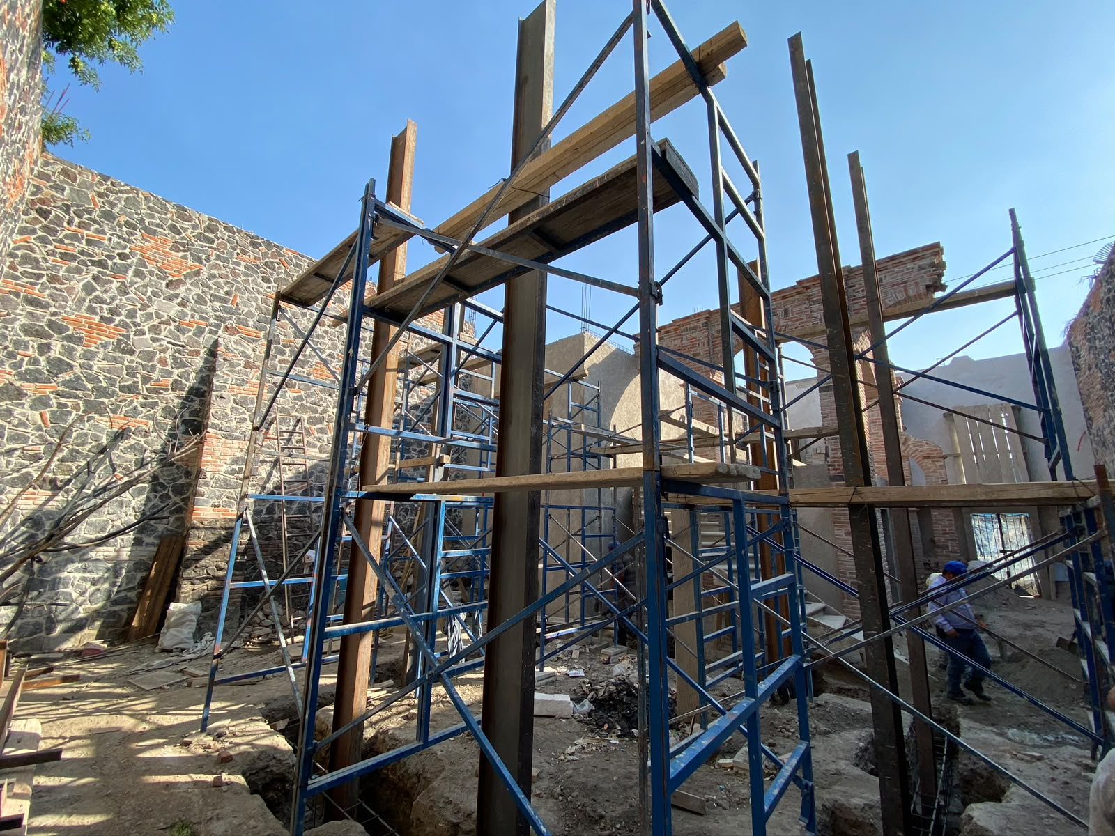 Andamios y estructura de columnas